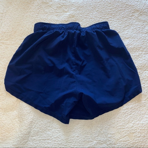 Nike 2 in 1 Dri-Fit Shorts with Spandex - Picture 7 of 14